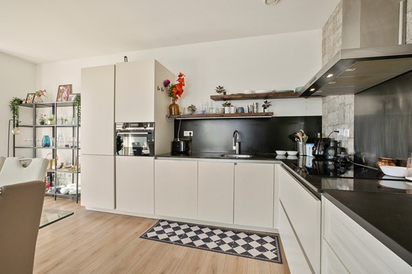 Medium property photo - Eef Kamerbeekstraat 584, 1095 MP Amsterdam